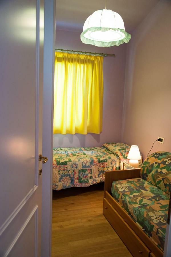 Residence Tourist Лукка Екстер'єр фото